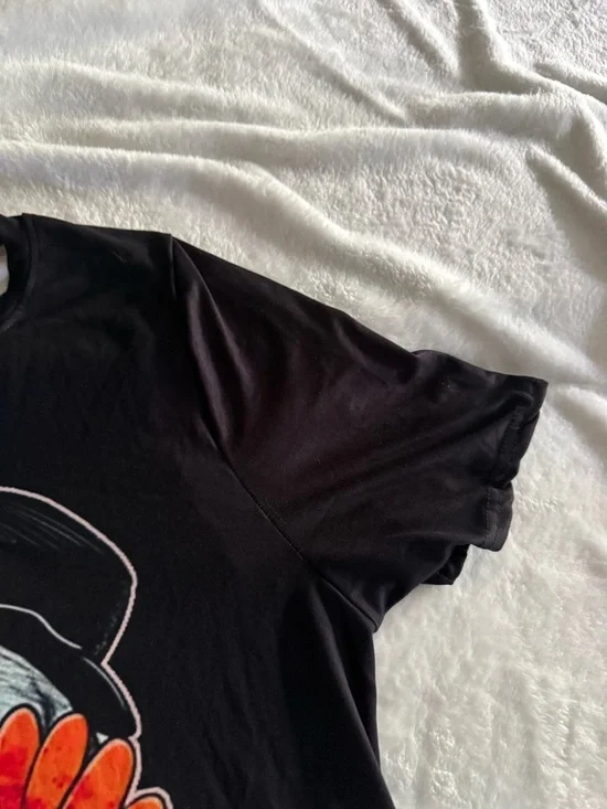 Art The Clown Terrifier Sunglasses Boutique Shirt XL runs big see Measurements - Picture 5 of 5